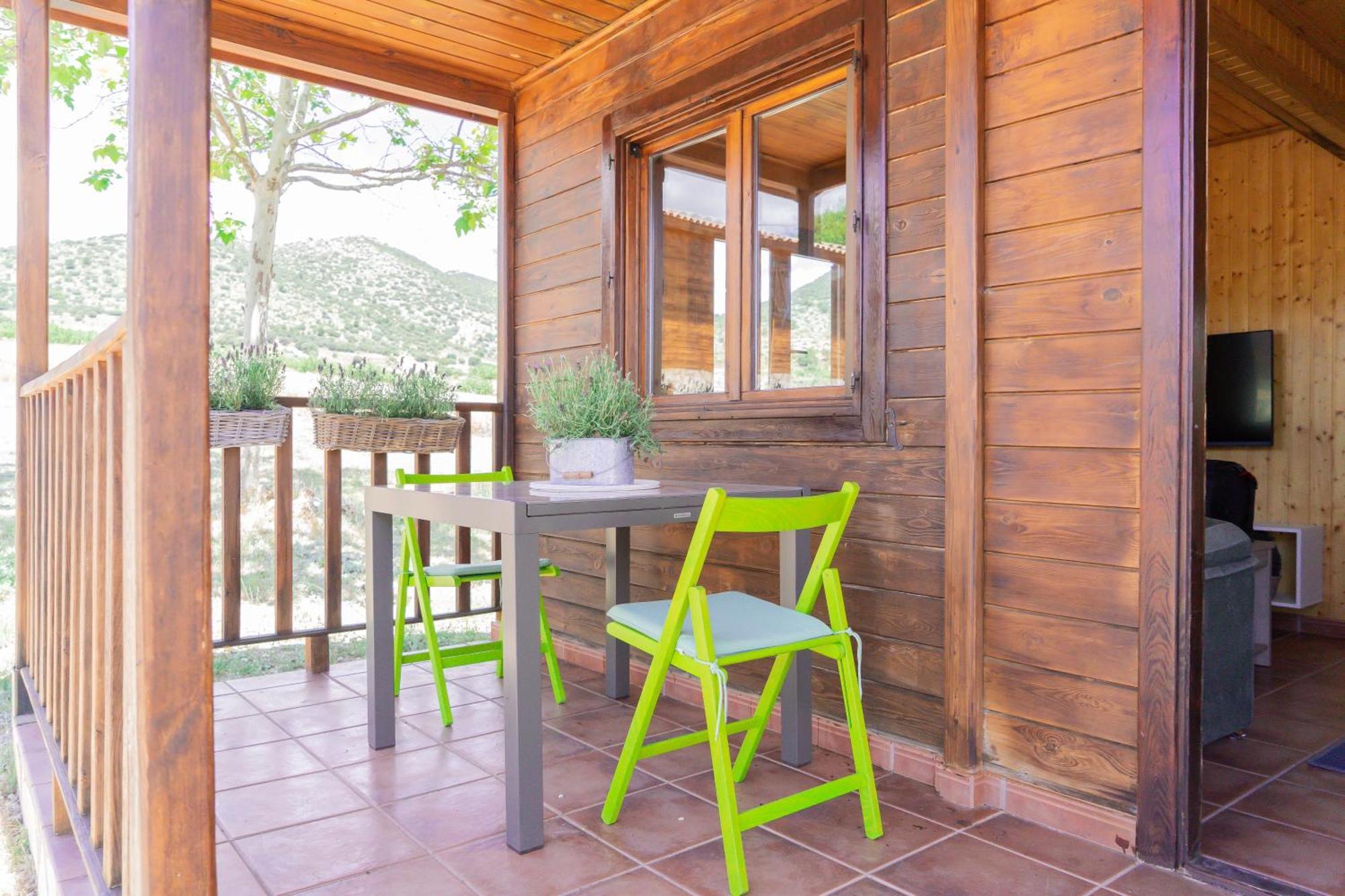 Aldea Los Odres - Cabanas De Madera De 1ª Con Piscina Privada Y Bbq En La Puerta Moratalla  Værelse billede