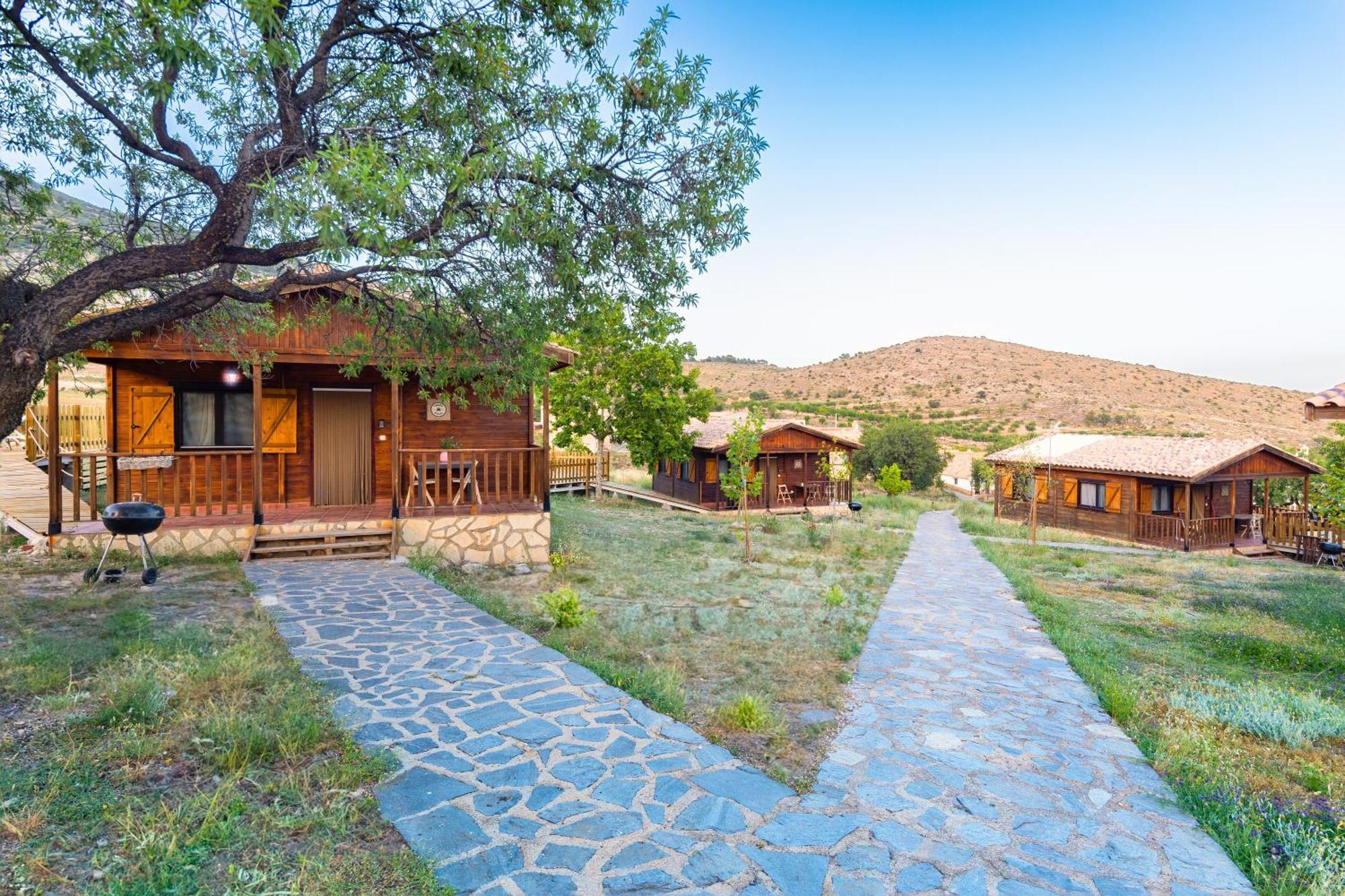 Aldea Los Odres - Cabanas De Madera De 1ª Con Piscina Privada Y Bbq En La Puerta Moratalla  Værelse billede